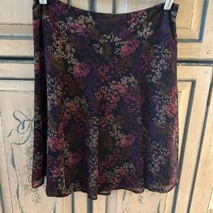 Burgundy brown prints, size 8 knee length